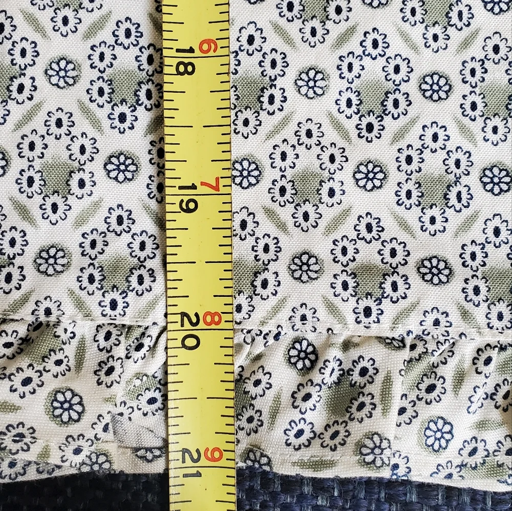 J. CREW Side Zip fitted skirt. Sz 12